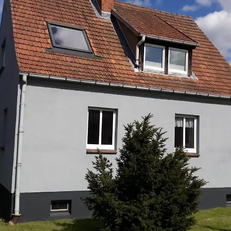 アパート Ferienwohnung Am Wasserturm プラウ・アム・ゼー